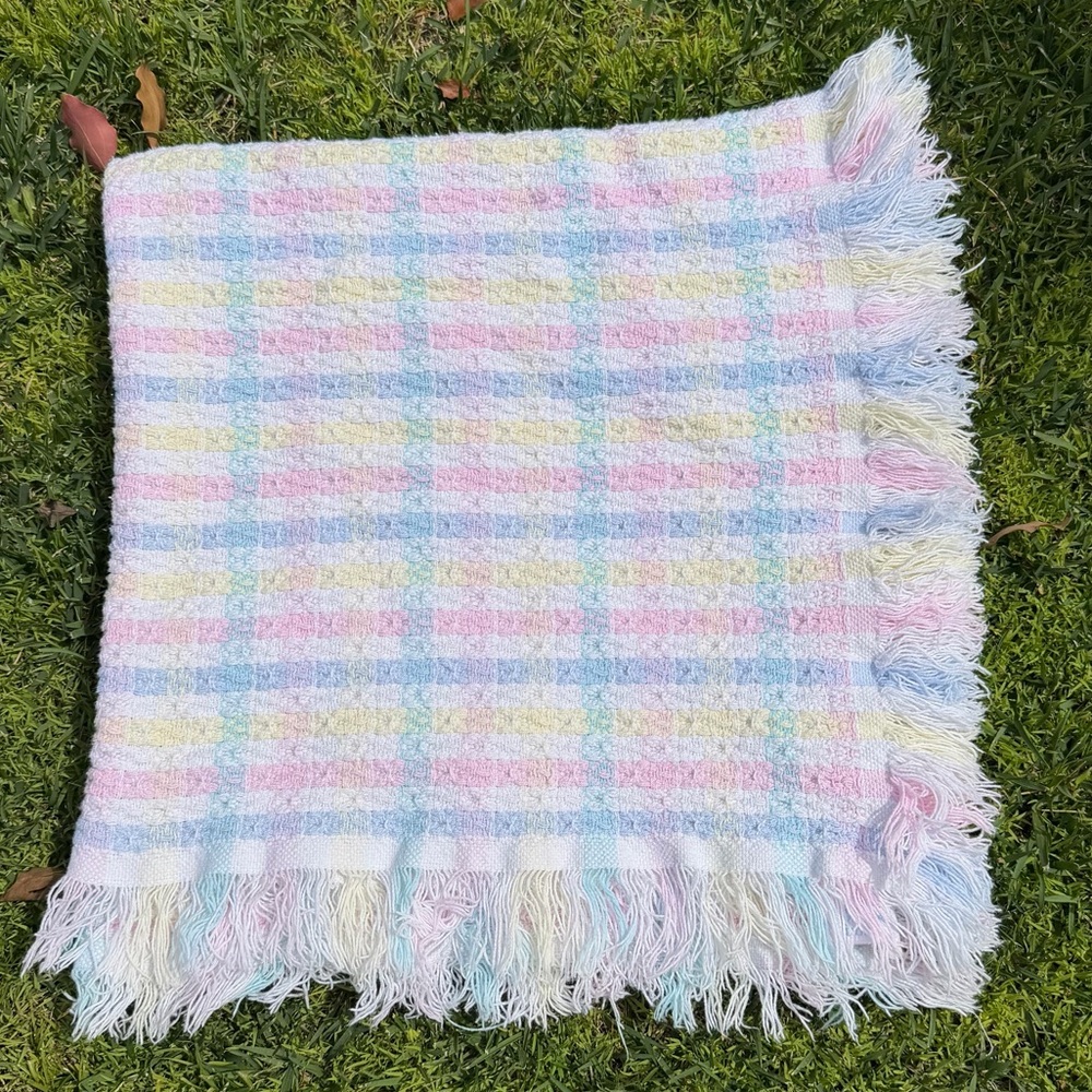 VTG KAY-BEE KIDS Pastel Plaid Woven Baby Blanket Fringed Ends 100% Cotton 32x34